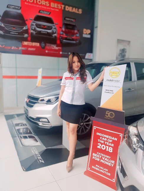 reny-sales-counter-terbaik-wuling-arista-depok